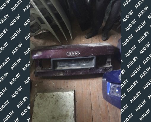 Крышка багажника Audi 80 B4