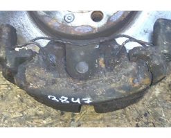 Суппорт Volkswagen Touran передний правый