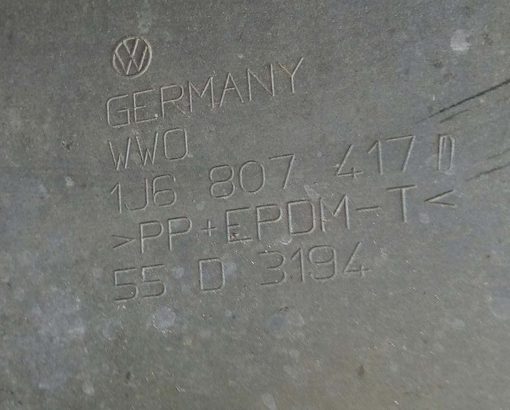 Бампер Volkswagen Golf 4 задний хетчбек 1J6807417D купить в Минске