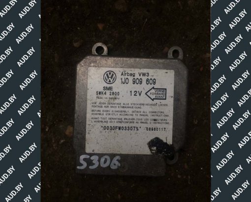 Блок управления AIRBAG 1J0909609