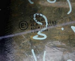 Стекло Audi 80 B4 заднее левое седан AS2 - купить в Минске