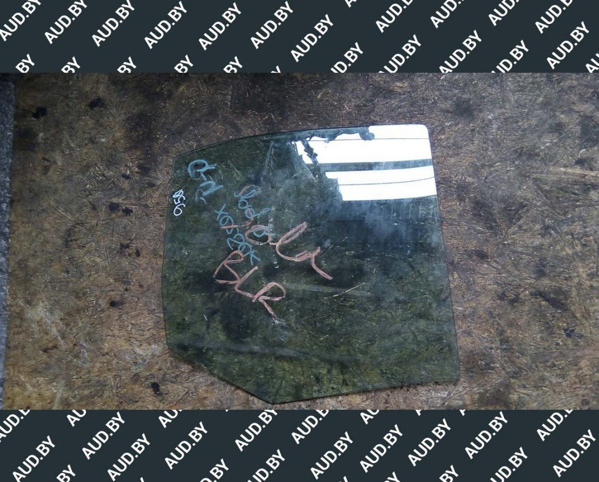 Стекло Фольксваген Гольф 4 заднее правое хетчбек AS2 купить в Минске Стекло Фольксваген Гольф 4 заднее правое хетчбек AS2 купить в Минске