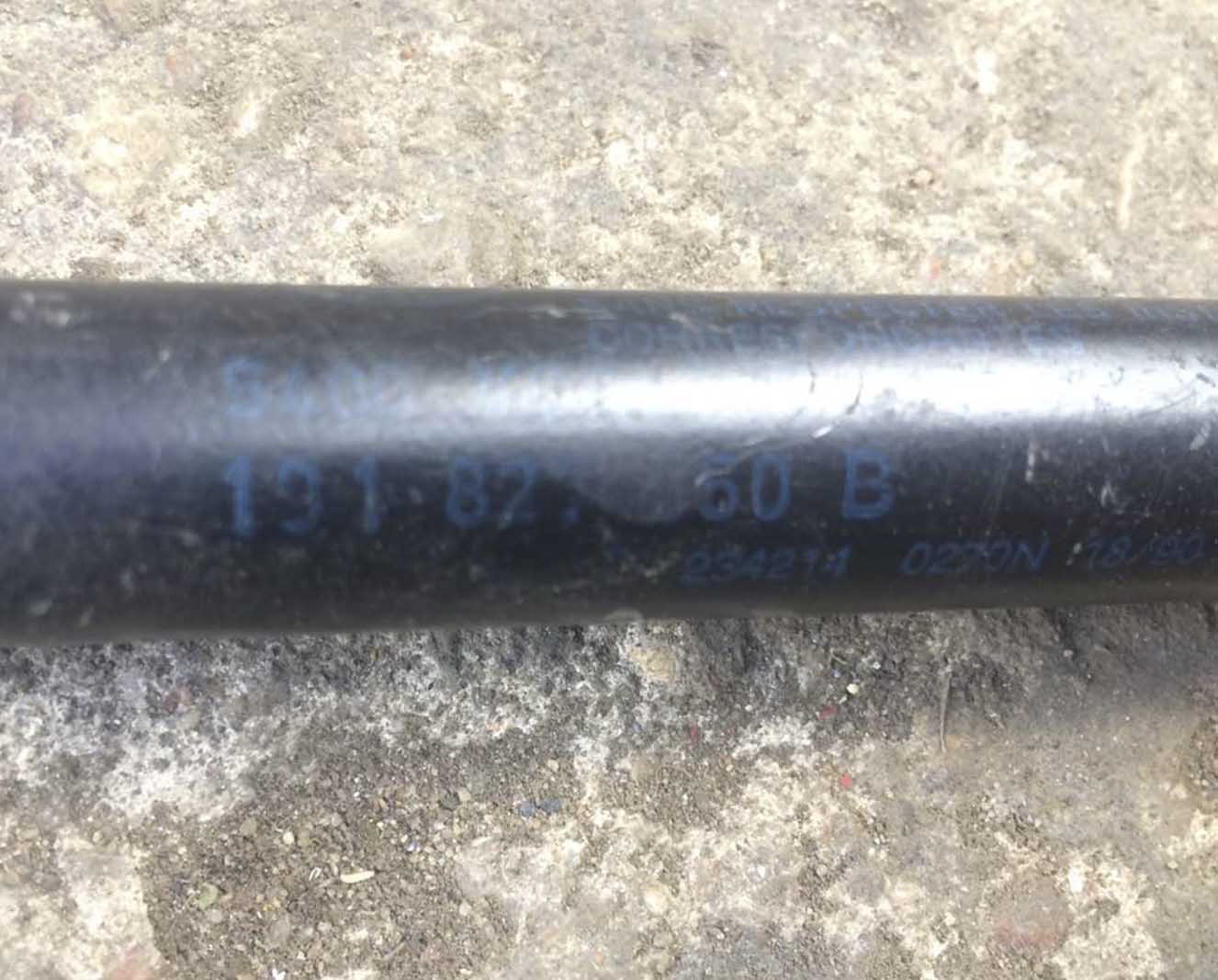 Амортизатор крышки багажника Фольксваген Гольф 2 191827550B - купить в Минске Амортизатор крышки багажника Фольксваген Гольф 2 191827550B - купить в Минске