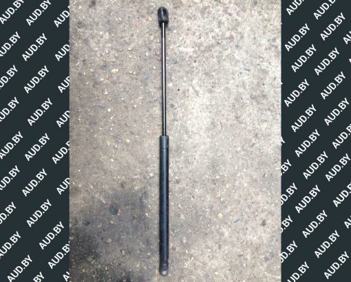 Амортизатор крышки багажника Volkswagen Golf 3 хетчбек 1H6827550 - купить в Минске