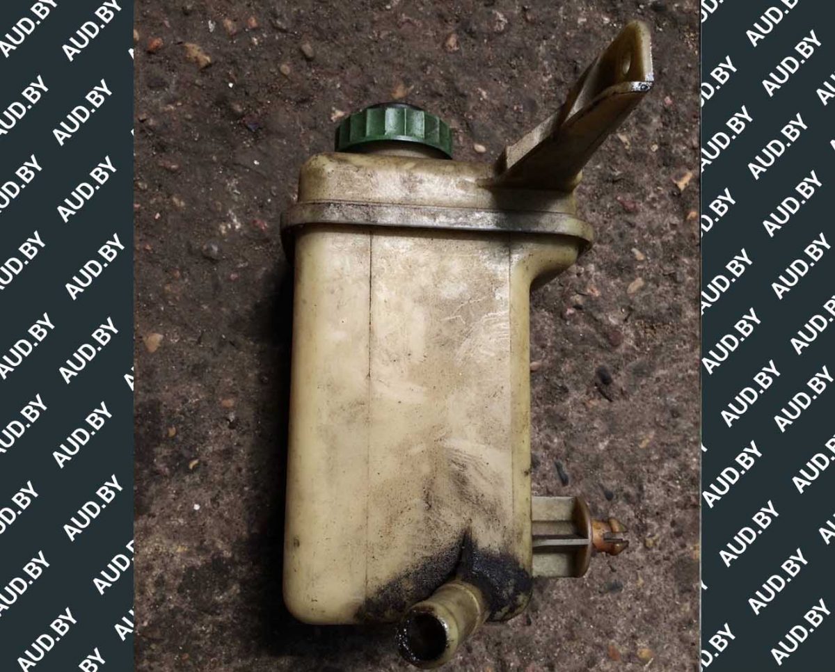 Бачок гидроусилителя Ауди 80 Б4 8A0422373C - купить в Минске Бачок гидроусилителя Ауди 80 Б4 8A0422373C - купить в Минске