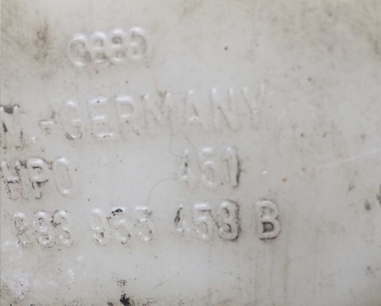 Бачок омывателя Audi 80 B3 лобового стекла 893955453B - купить в Минске