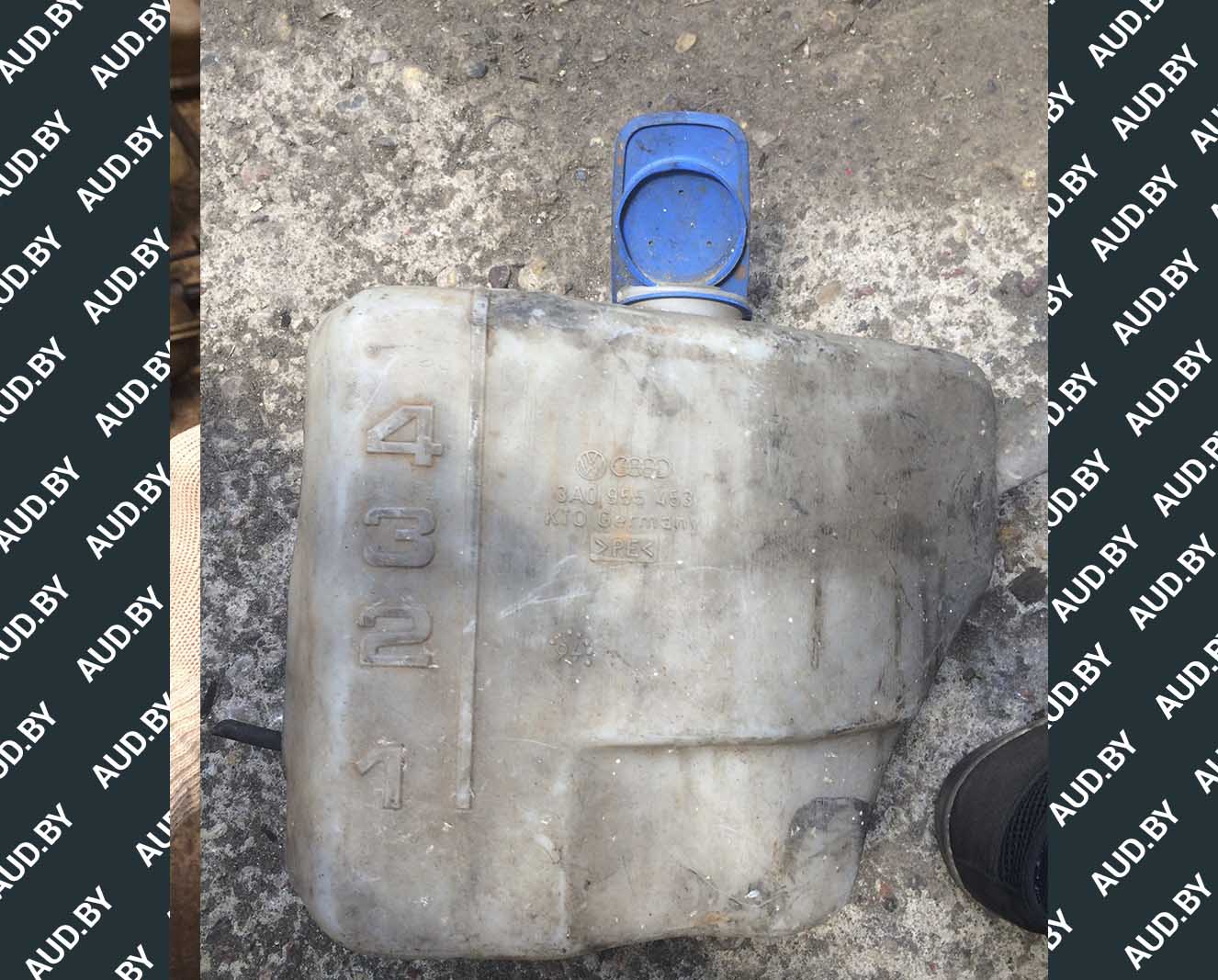 Бачок омывателя Volkswagen Passat B3 лобового стекла 3A0955453 - купить в Минске Бачок омывателя Volkswagen Passat B3 лобового стекла 3A0955453 - купить в Минске