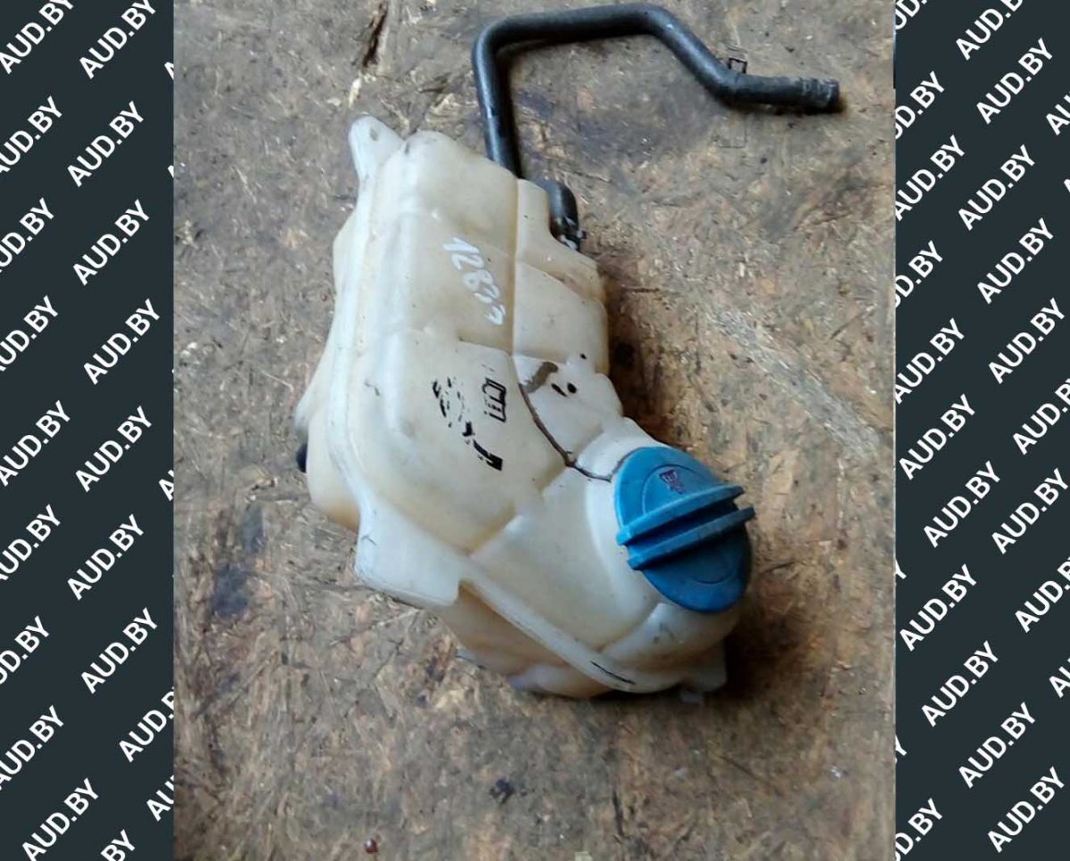 Бачок расширительный Audi A4 B6 - B7 8E0121403 - купить в Минске Бачок расширительный Audi A4 B6 / B7 8E0121403 - купить в Минске