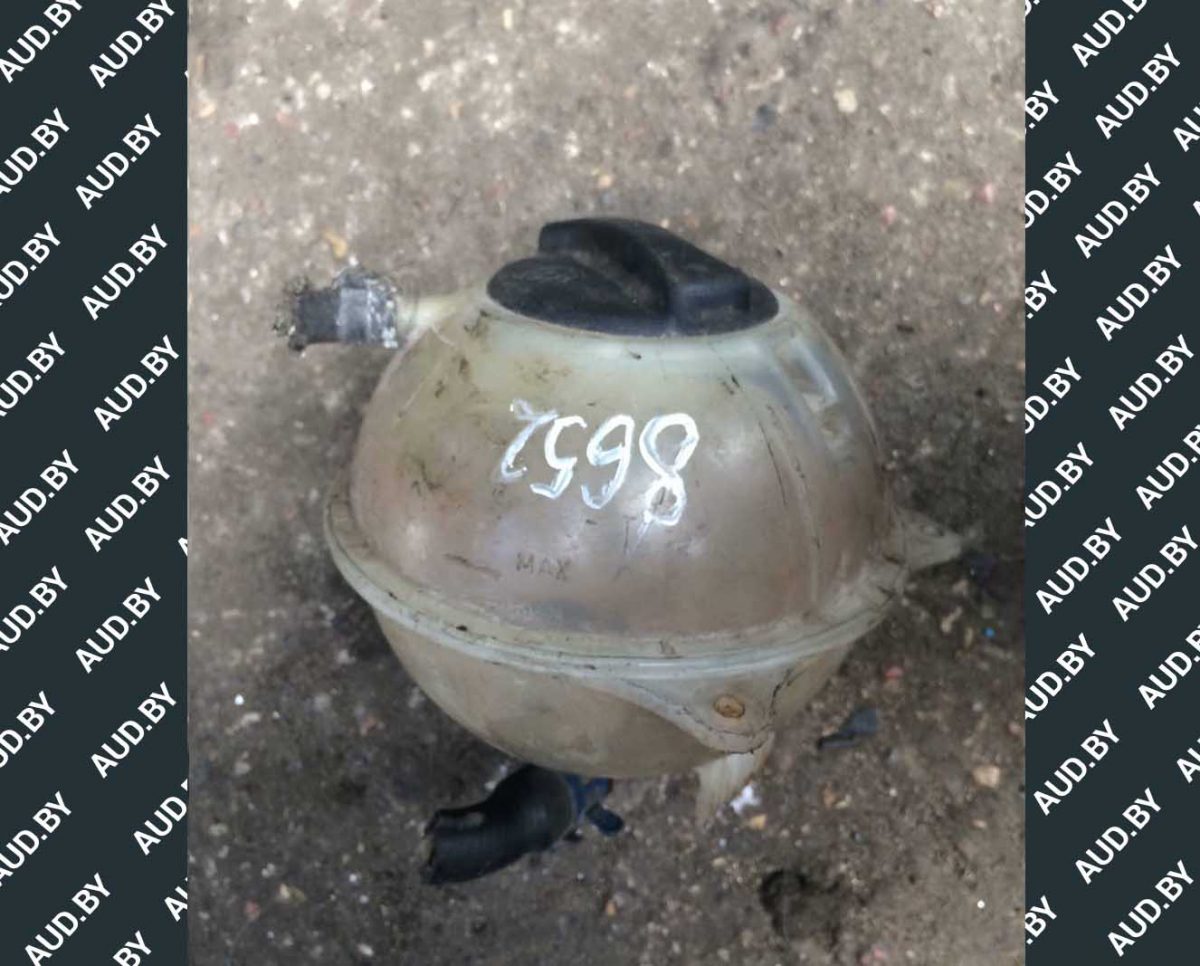 Бачок расширительный Volkswagen Golf 3 357121407B купить в Минске Бачок расширительный Volkswagen Golf 3 357121407B купить в Минске