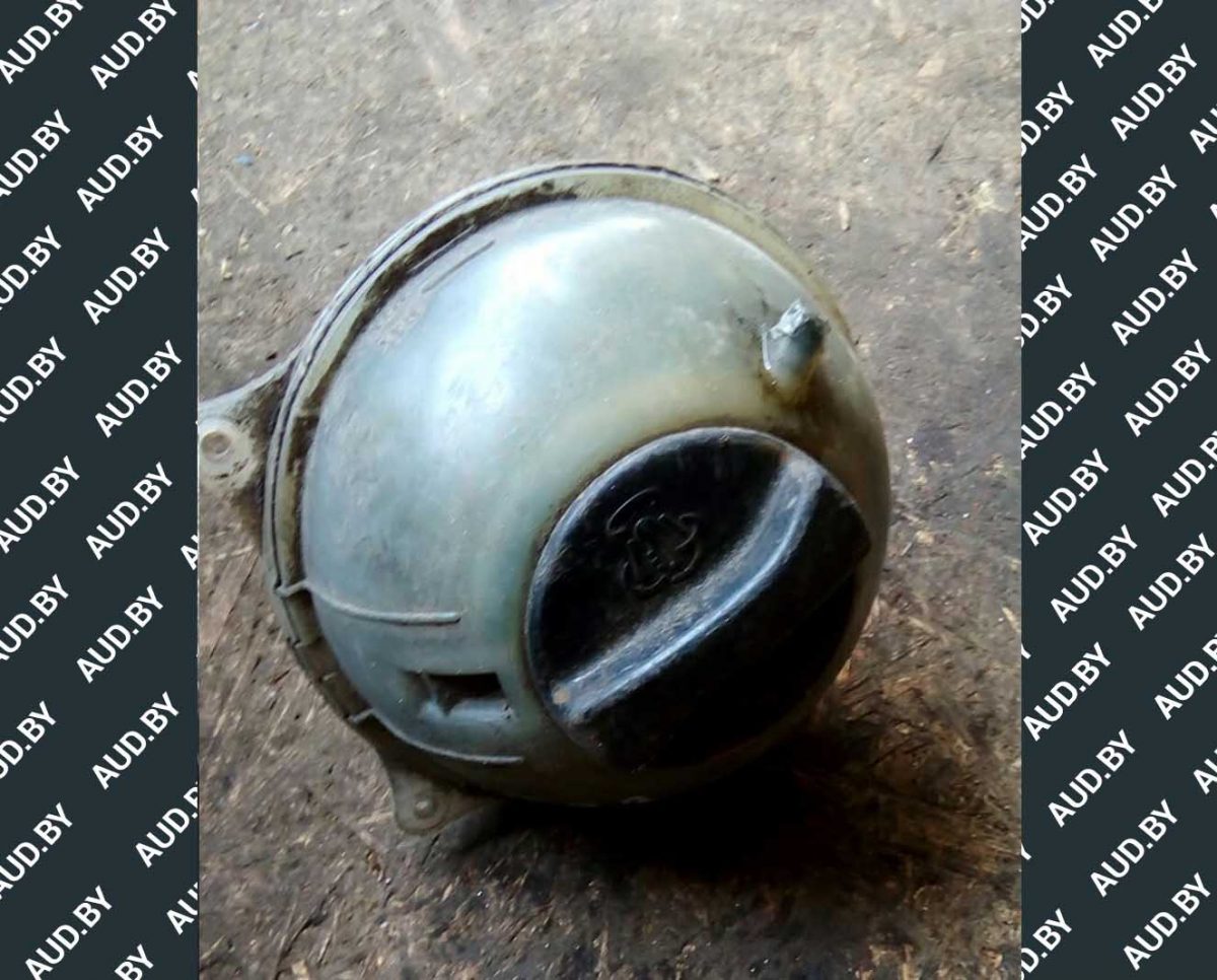 Бачок расширительный Volkswagen Passat B3 357121407 купить в Минске Бачок расширительный Volkswagen Passat B3 357121407 купить в Минске