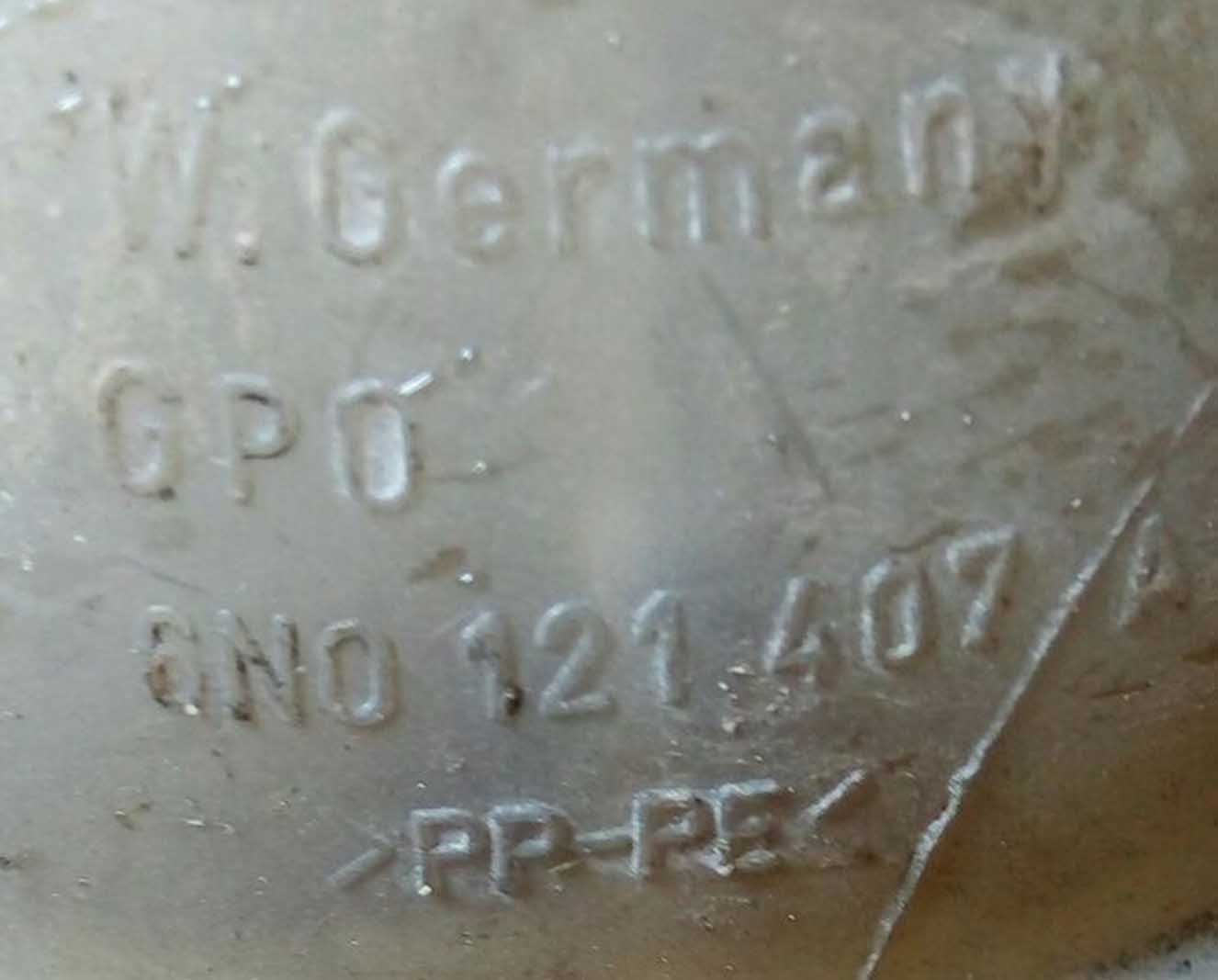 Бачок расширительный Volkswagen Polo 6N0121407A купить в Минске Бачок расширительный Volkswagen Polo 6N0121407A купить в Минске