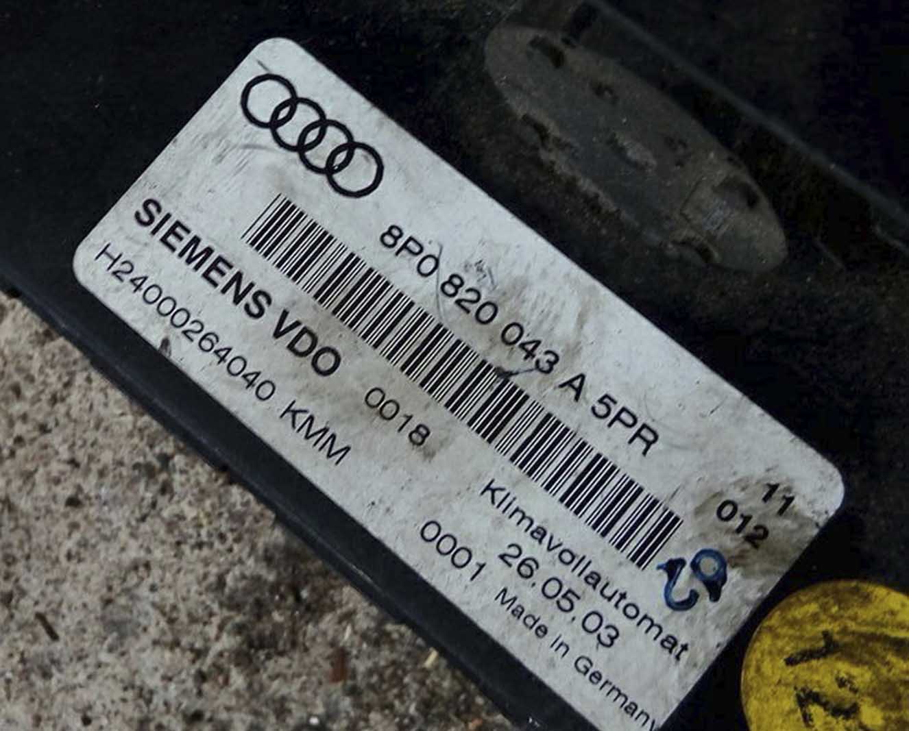 Панель управления климатом Audi A3 8P0820043A - купить в Минске Панель управления климатом Audi A3 8P0820043A - купить в Минске