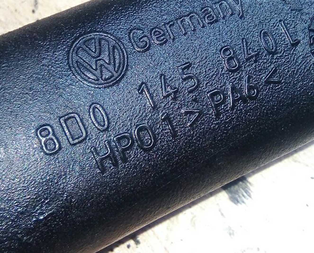 Патрубок интеркулера 1.9 TDI 8D0145840L - купить в Минске Патрубок интеркулера 1.9 TDI 8D0145840L - купить в Минске