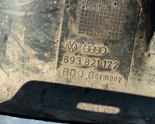 Подкрылок Ауди 80 Б3 передний правый 893821172 - купить в Минске
