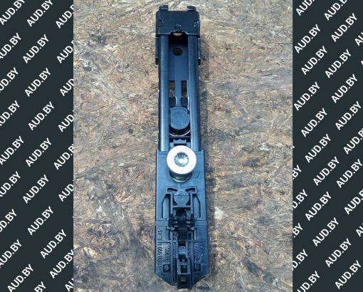 Регулятор высоты ремня безопасности Volkswagen Golf 5 1T0857819 - купить в Минске