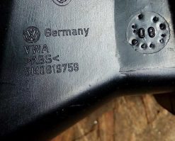 Дефлектор Volkswagen Golf Plus 5M0819759 - купить в Минске