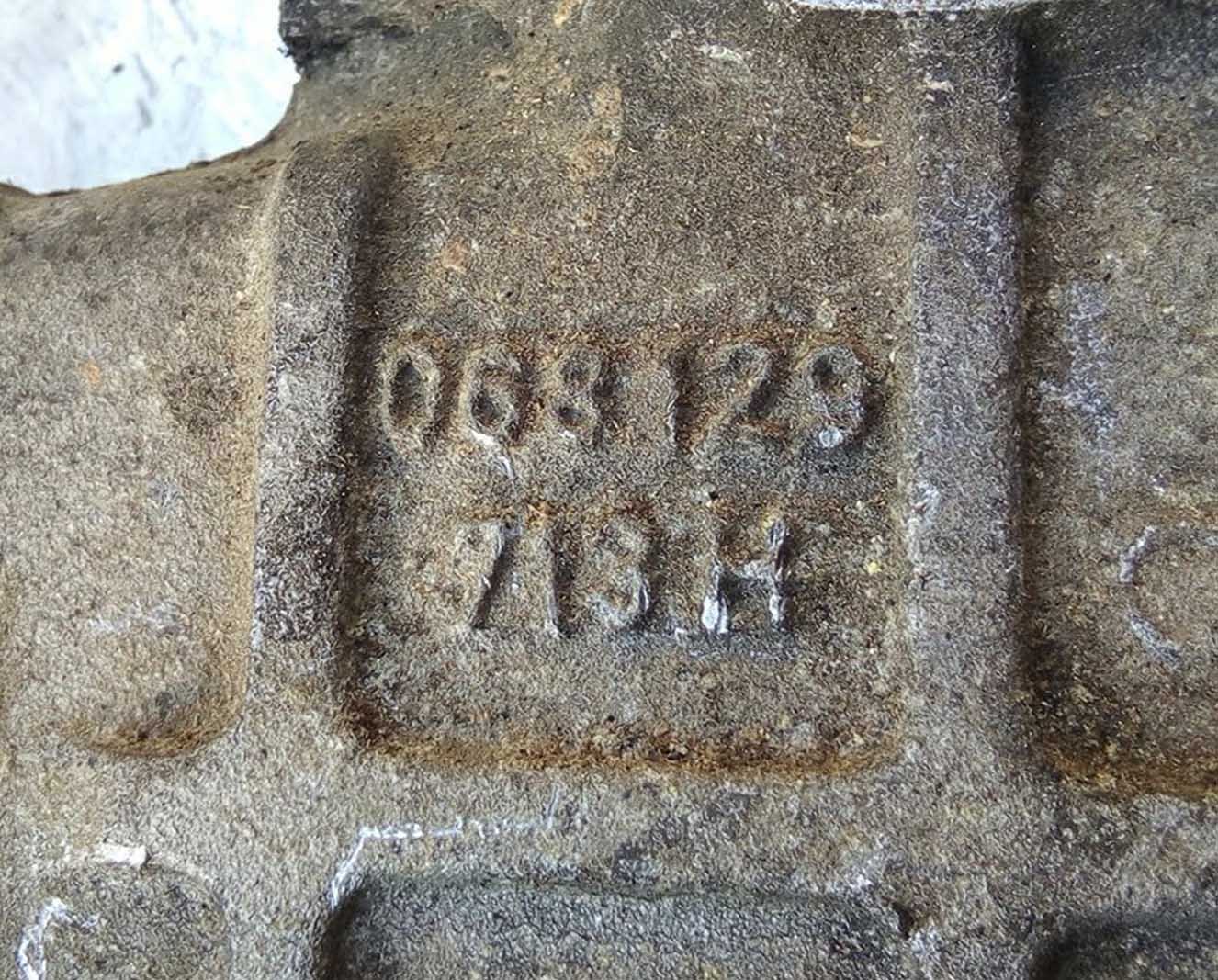 Коллектор впускной Volkswagen Golf 2 1.6 TD 068129713H - купить в Минске Коллектор впускной Volkswagen Golf 2 1.6 TD 068129713H - купить в Минске