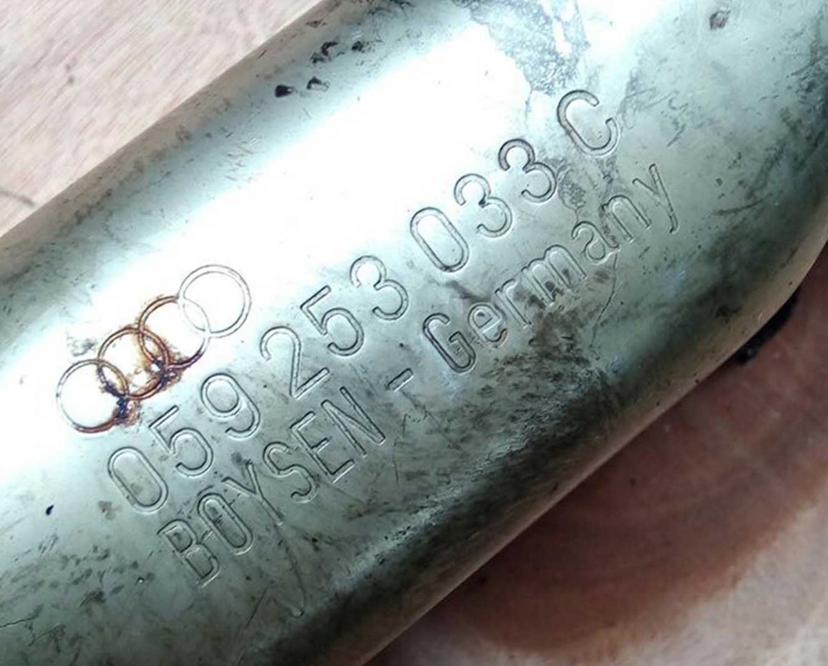 Коллектор выпускной Audi A4 B6 2.5 TDI 059253033C - купить в Минске Коллектор выпускной Audi A4 B6 2.5 TDI 059253033C - купить в Минске