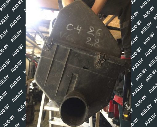 Корпус воздушного фильтра Audi 100 / A6 C4 2.6-2.8 078133837H - купить в Минске