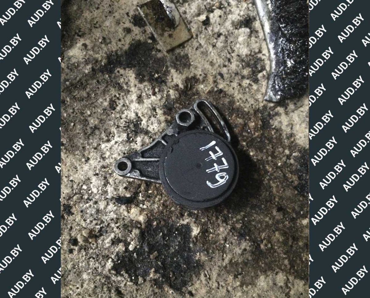 Ролик натяжителя ремня 1.8 058260511 - купить на разборке в Минске Ролик натяжителя ремня 1.8 058260511 - купить на разборке в Минске