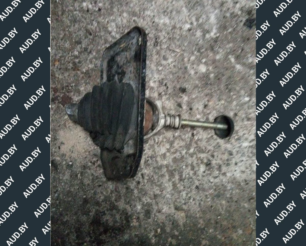 Часть кулисы КПП Audi 80 B3 893711118Е - купить в Минске Часть кулисы КПП Audi 80 B3 893711118Е - купить в Минске