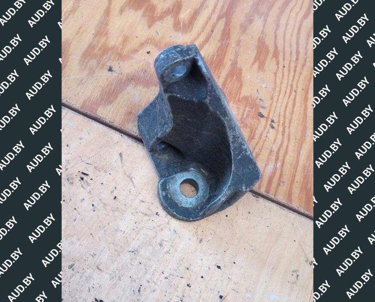 Кронштейн АКПП Audi A4 B5, VW Passat B5 левый 8D0399113AA - купить в Минске Кронштейн АКПП Audi A4 B5, VW Passat B5 левый 8D0399113AA - купить в Минске