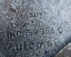 Кронштейн двигателя Фольксваген Гольф 3 правый 1H0199354C - купить в Минске
