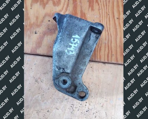Кронштейн двигателя Volkswagen Golf 3 правый 1H0199354E - купить в Минске