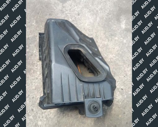 Корпус воздушного фильтра Audi A4 B7 2.7 - 3.0 TDI 059133835G - купить в Минске