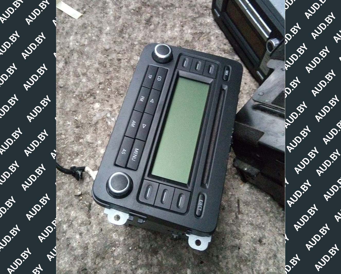 Магнитола Volkswagen Golf 5 Plus 5M0035186A - купить в Минске Магнитола Volkswagen Golf 5 Plus 5M0035186A - купить в Минске