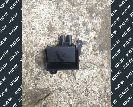 Ручка открывания крышки предохранителей Volkswagen Phaeton 3D0857147 - купить в Минске