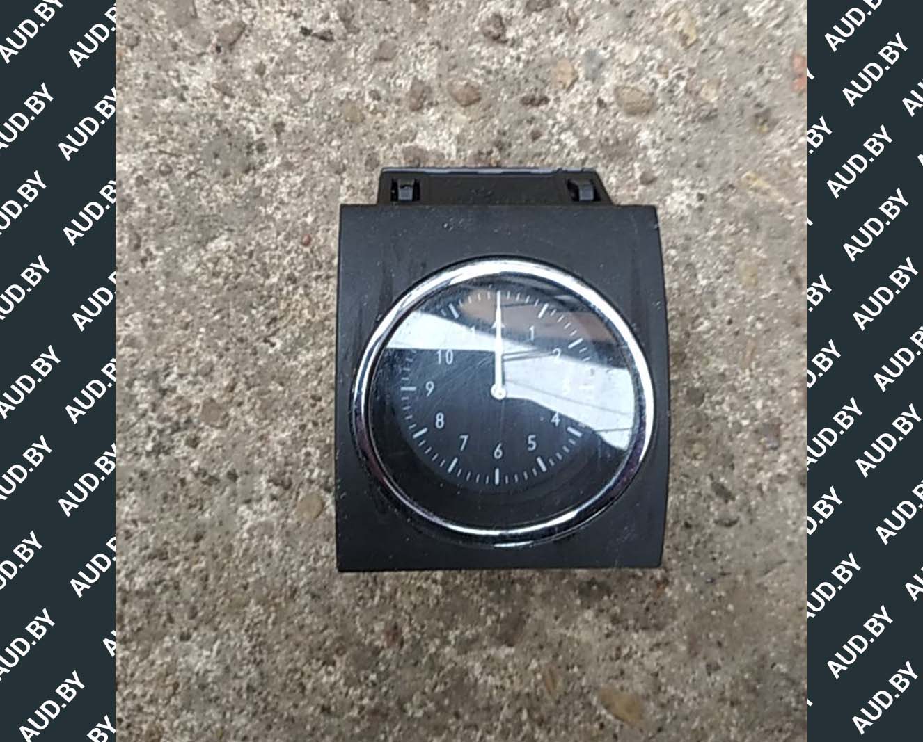 Часы в торпедо Volkswagen Phaeton 3D0919204B Часы в торпедо Volkswagen Phaeton 3D0919204B