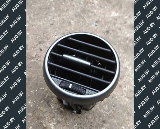 Дефлектор Seat Altea левый 5P0819203 - купить в Минске
