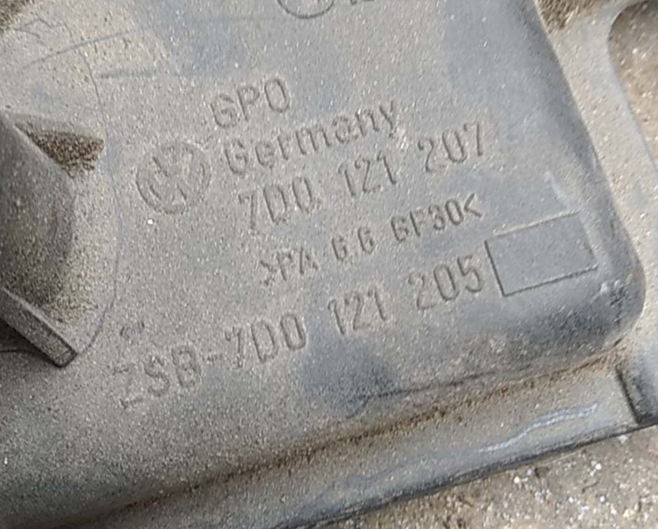 Диффузор Volkswagen T4 2.5 TDI 7D0121207 - купить в Минске Диффузор Volkswagen T4 2.5 TDI 7D0121207 - купить в Минске