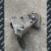 Кронштейн коробки передач правый 8D0399114AC - купить в Минске