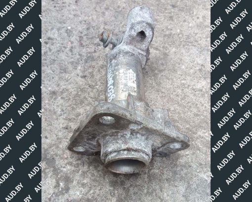 Кронштейн усилителя переднего бампера Audi A4 B6 правый 8E0807134B